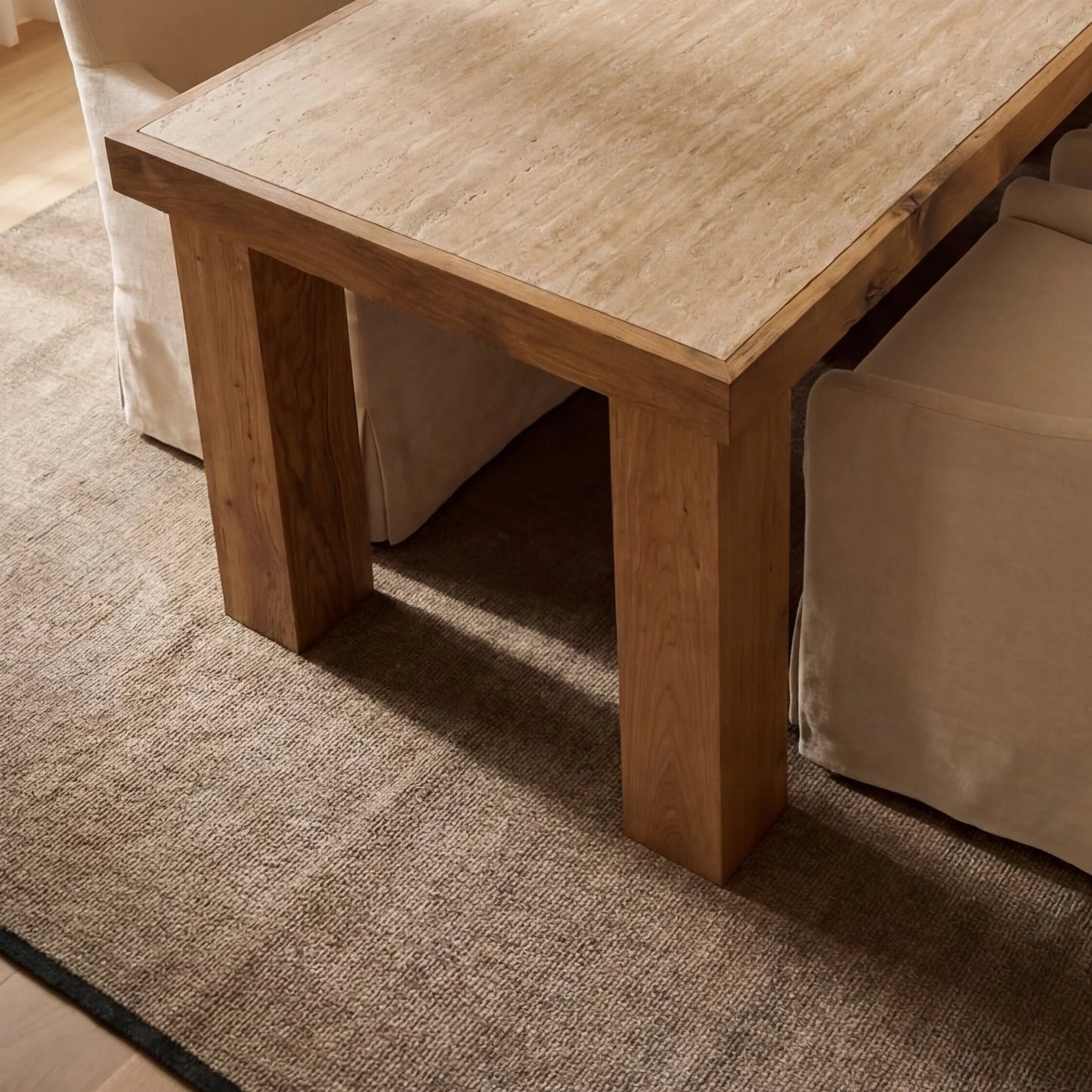 Antwerp Dining Table