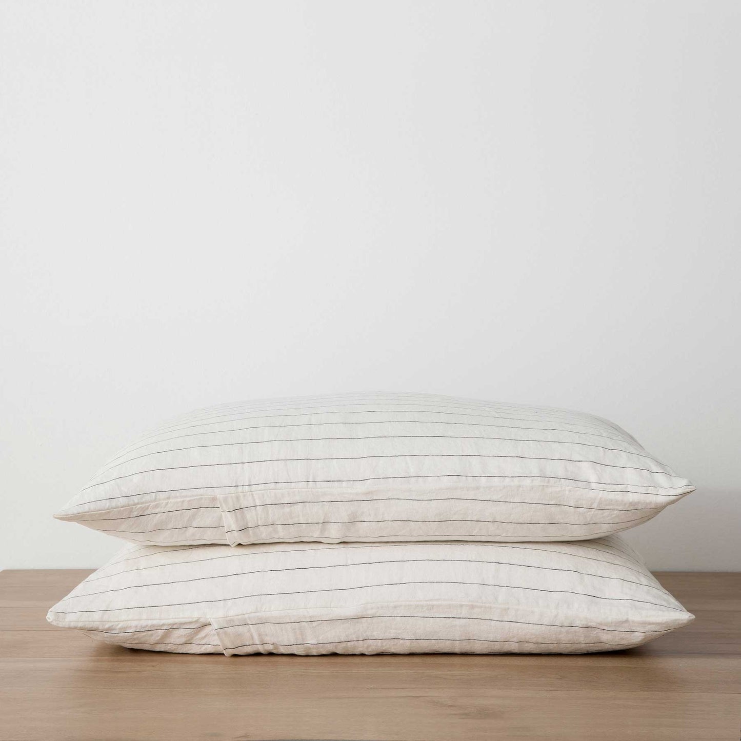 Set of 2 Linen Pillowcases