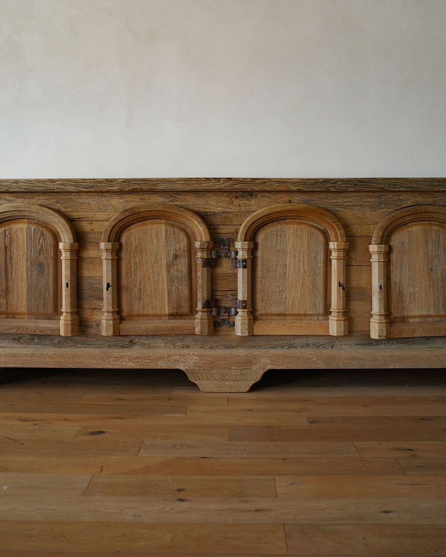 French Highboard