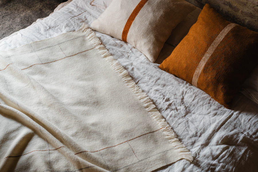 Gobi Throw, 100% sheep wool
