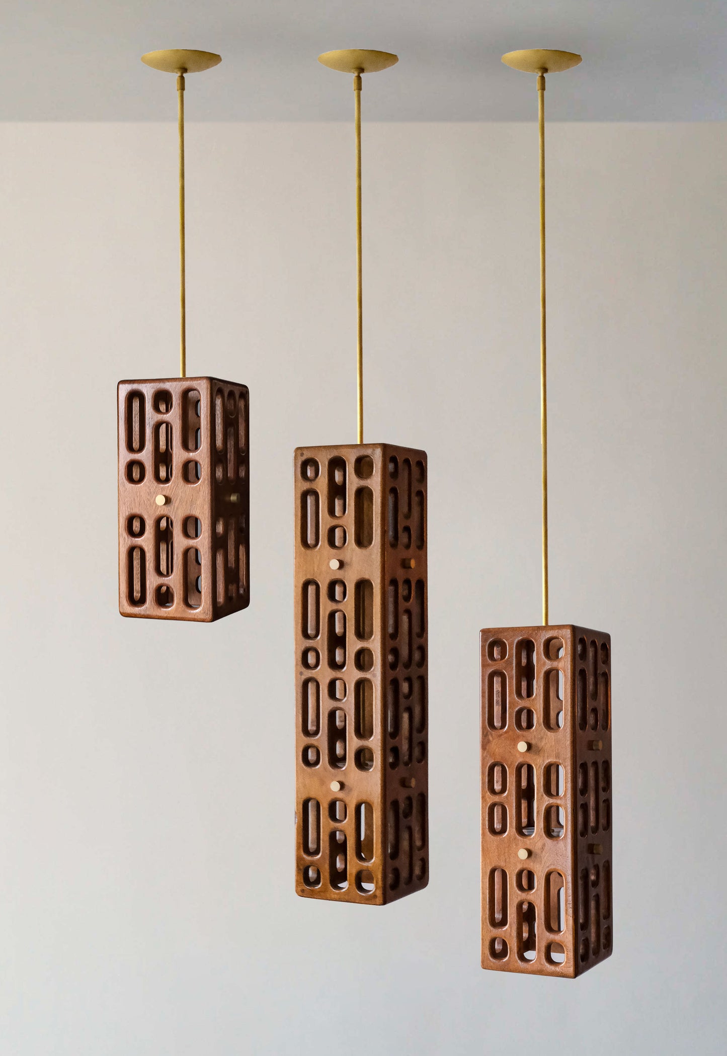Celosia Vertical Pendant
