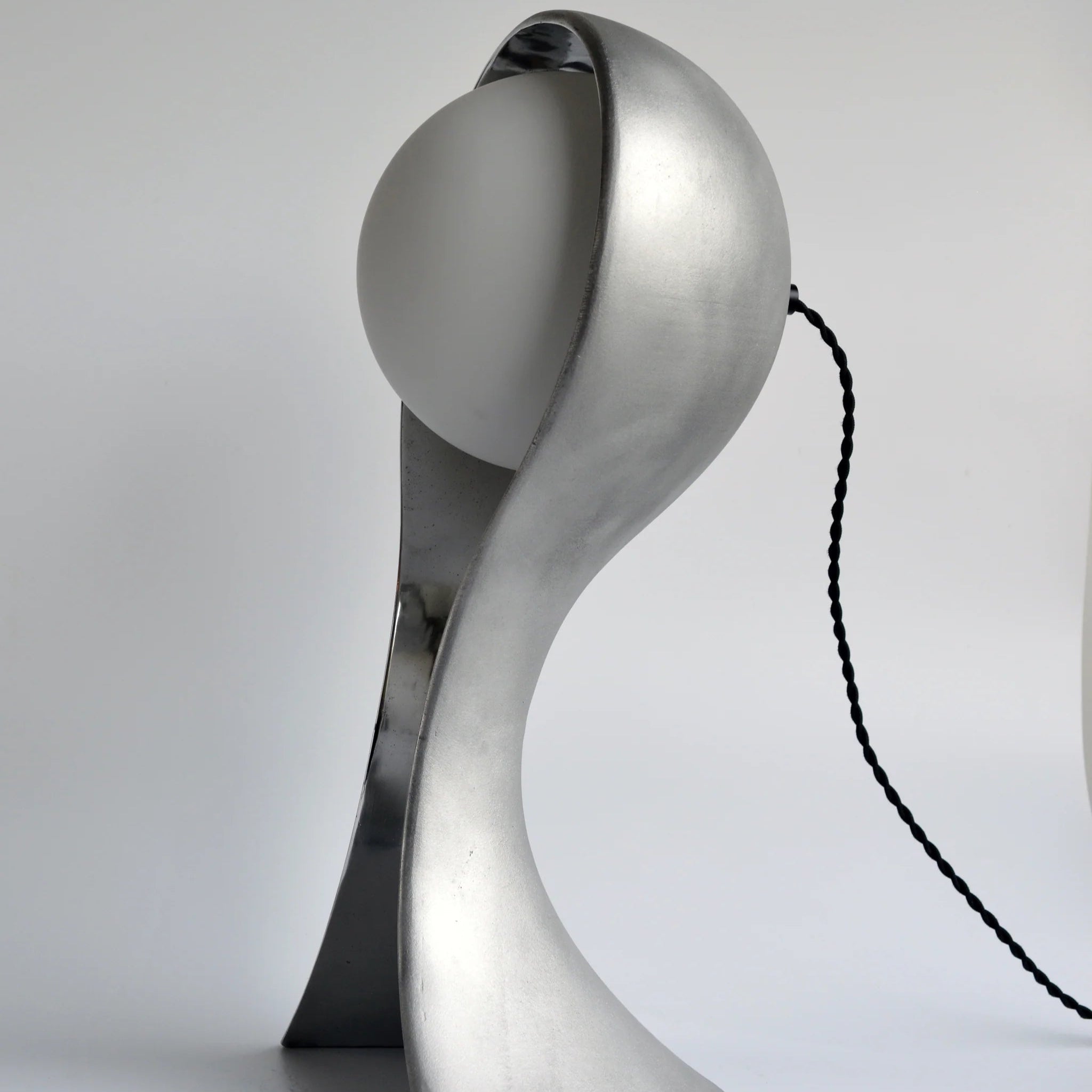 Aluminum Mannequin Lamp