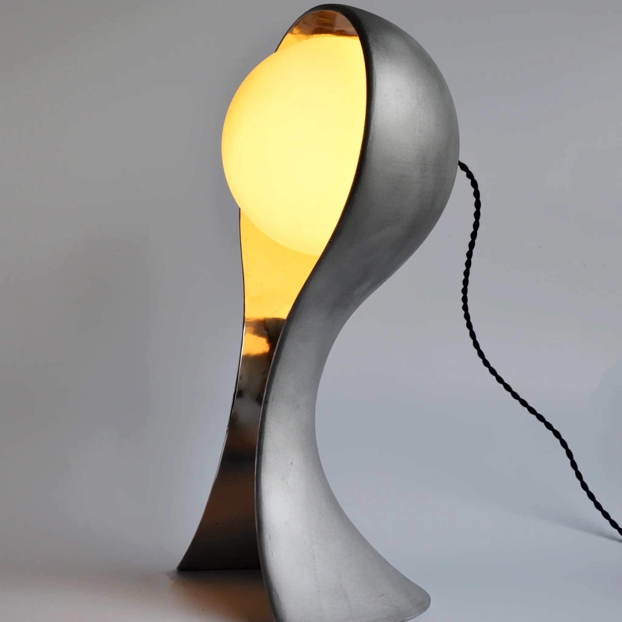 Aluminum Mannequin Lamp