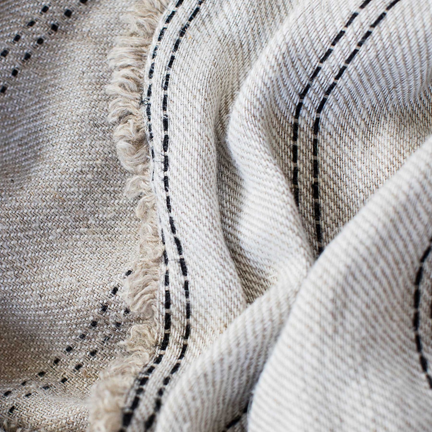 Mira Linen Throw