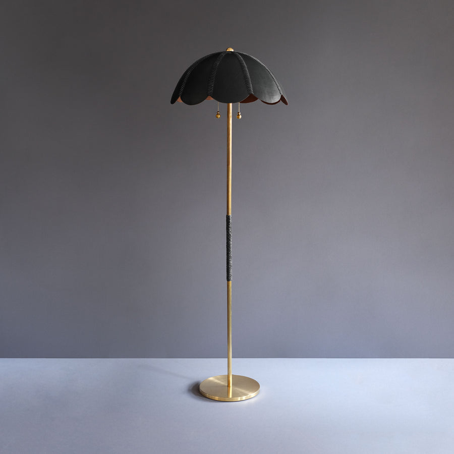 Capa Negro Floor Lamp