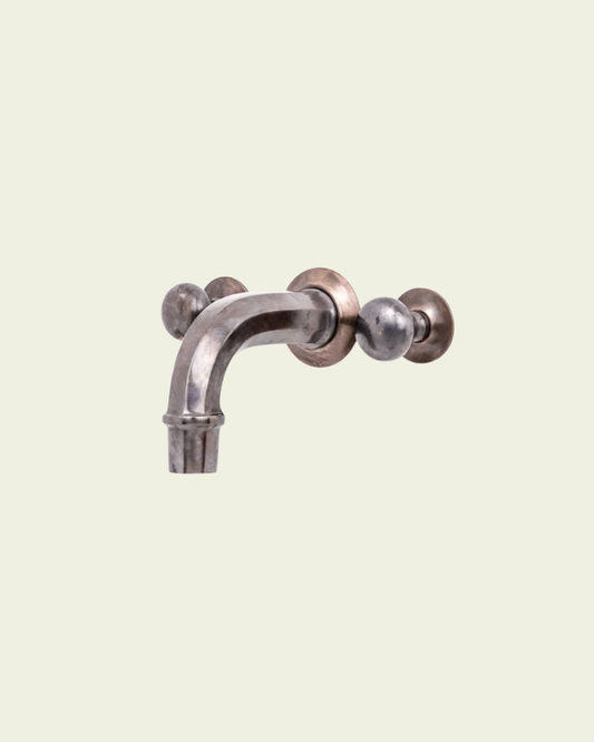 Adjustable Wall Module With Spout