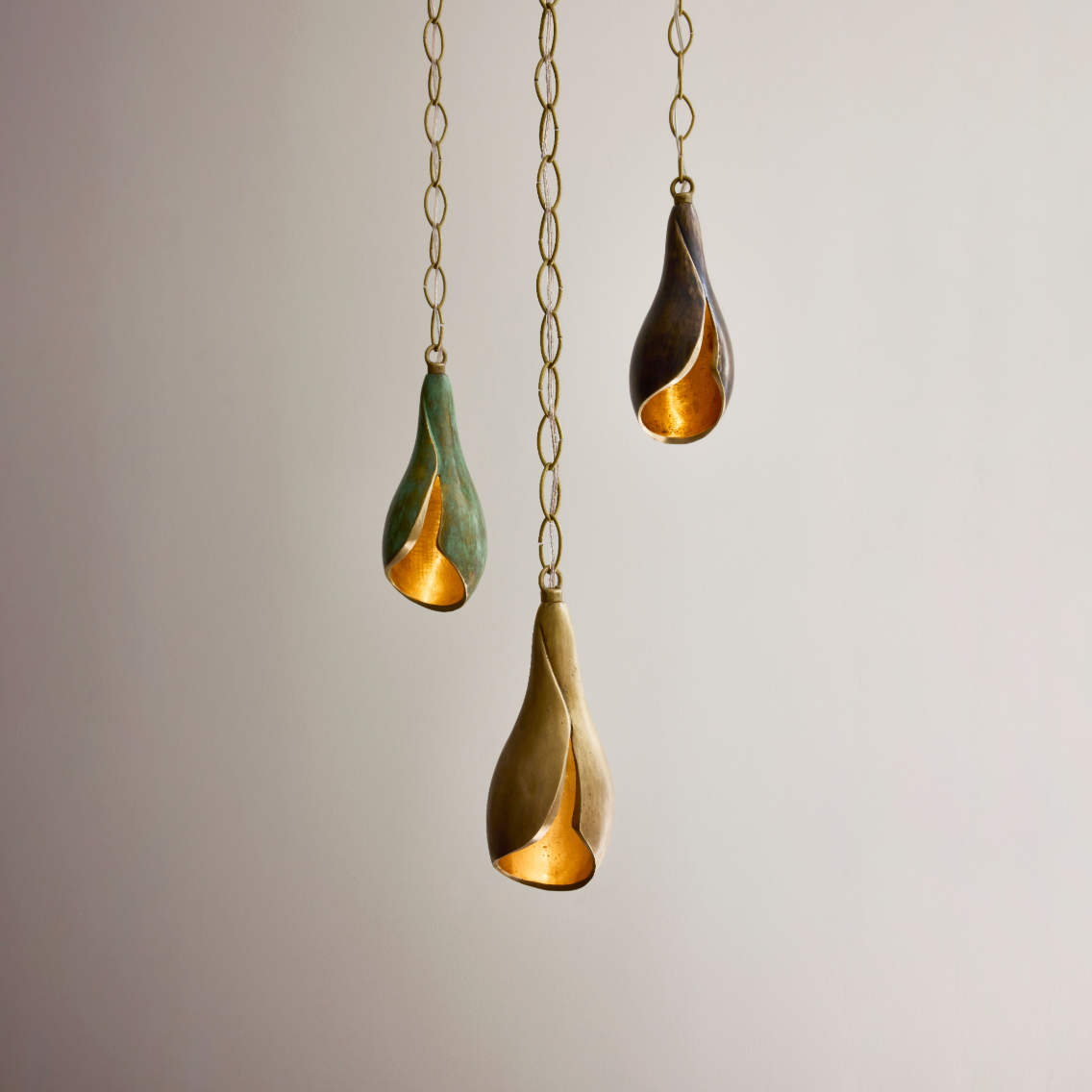 Lirio Pendant