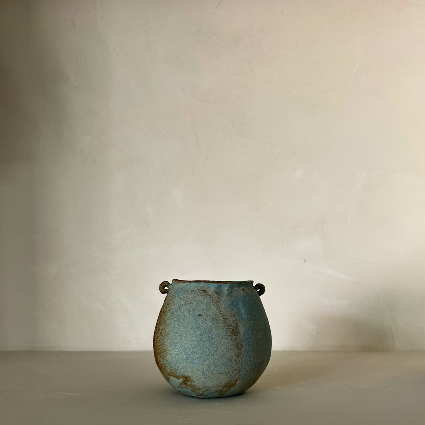 Medium Pot Poignee by Nobue Iberaki