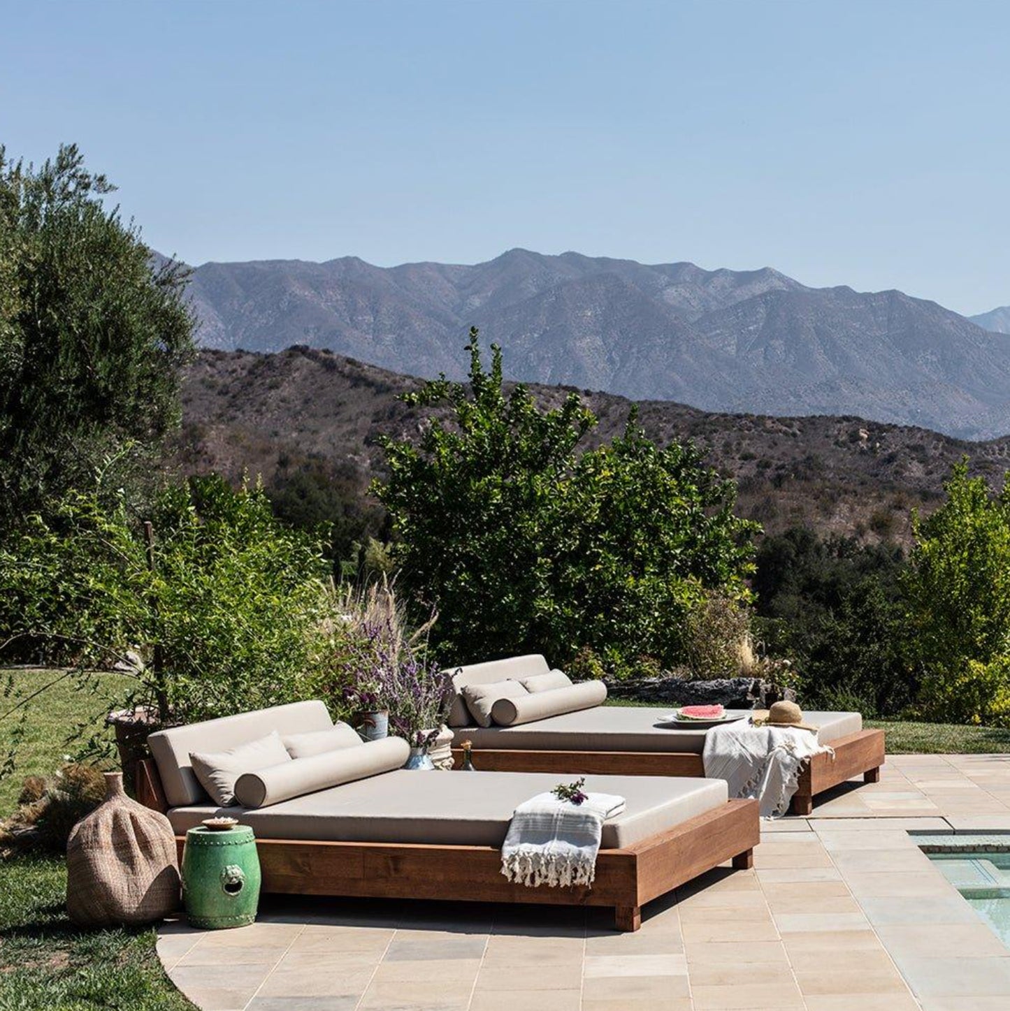 Ojai Outdoor Daybed
