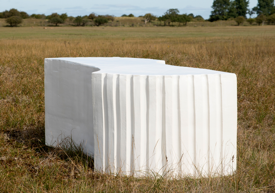 Whale Bench – White Glossy