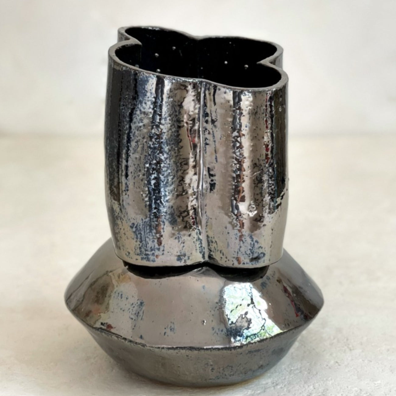 Oval Scallop Vase - Palladium