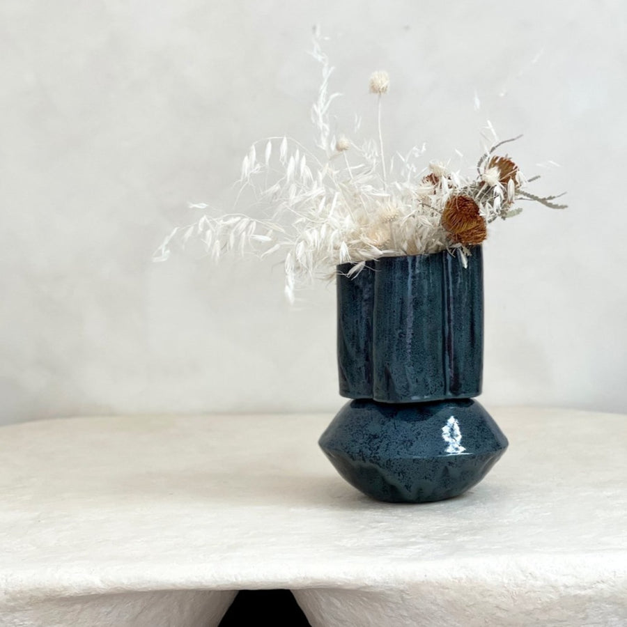 Oval Scallop Vase - Pams Blue